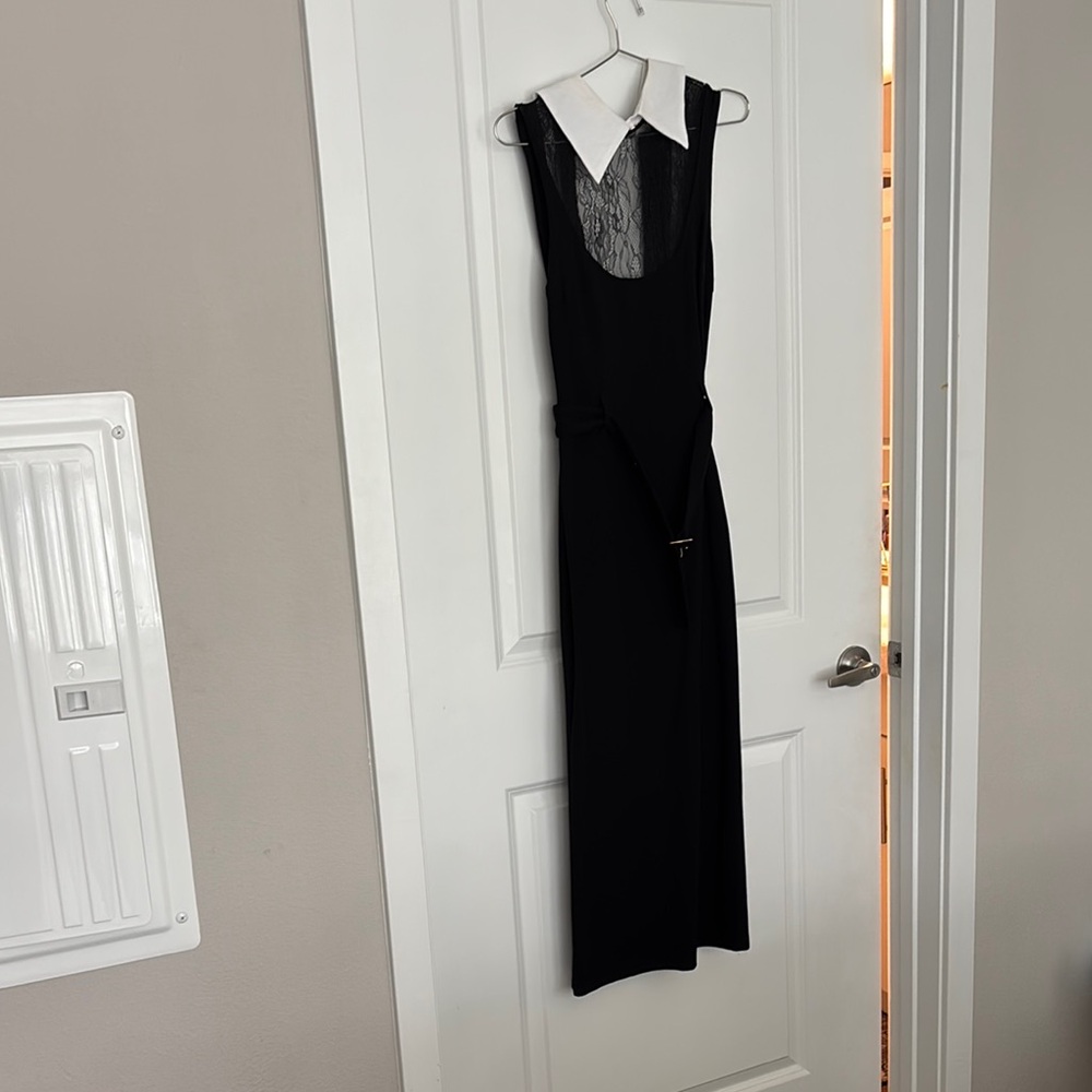 Elegant Black Dress with White Collar